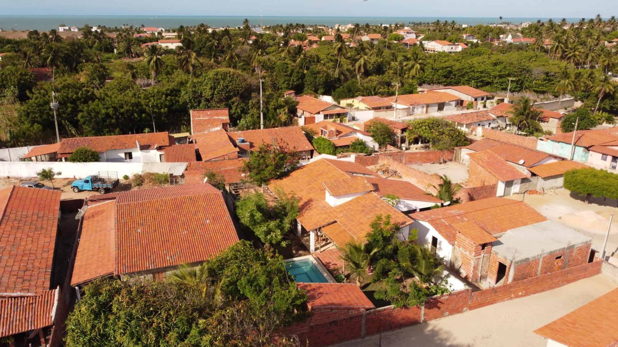 Casa Claudia Hotel Fortim Exterior photo