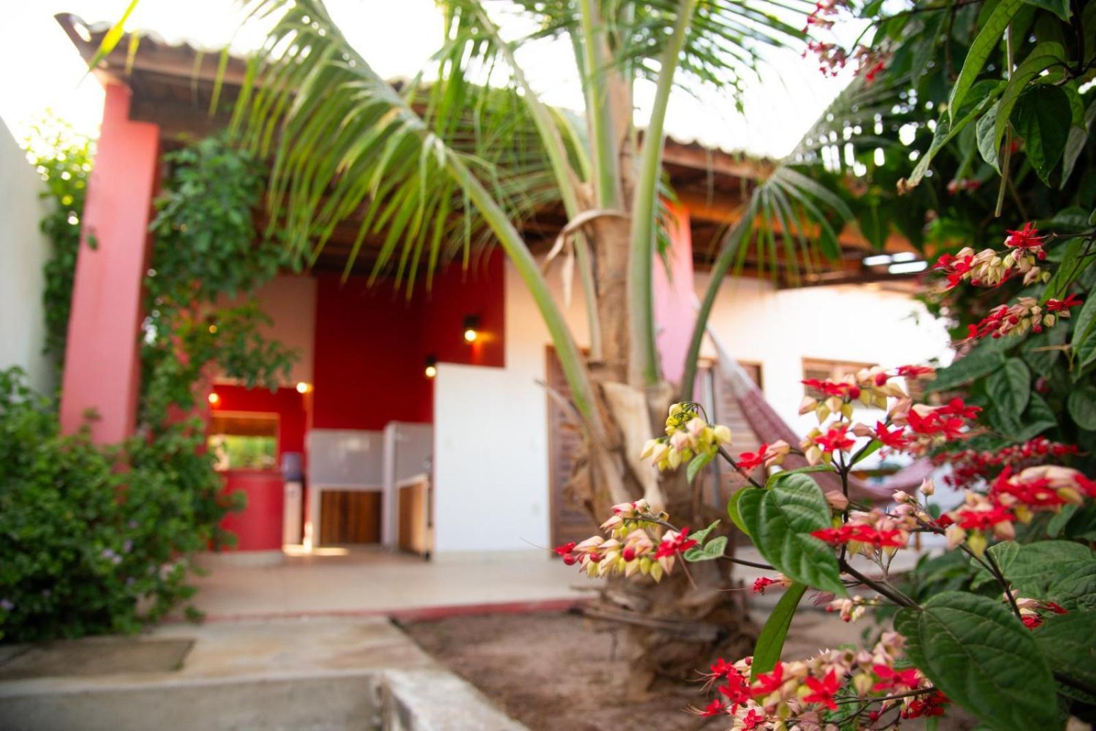 Casa Claudia Hotel Fortim Exterior photo