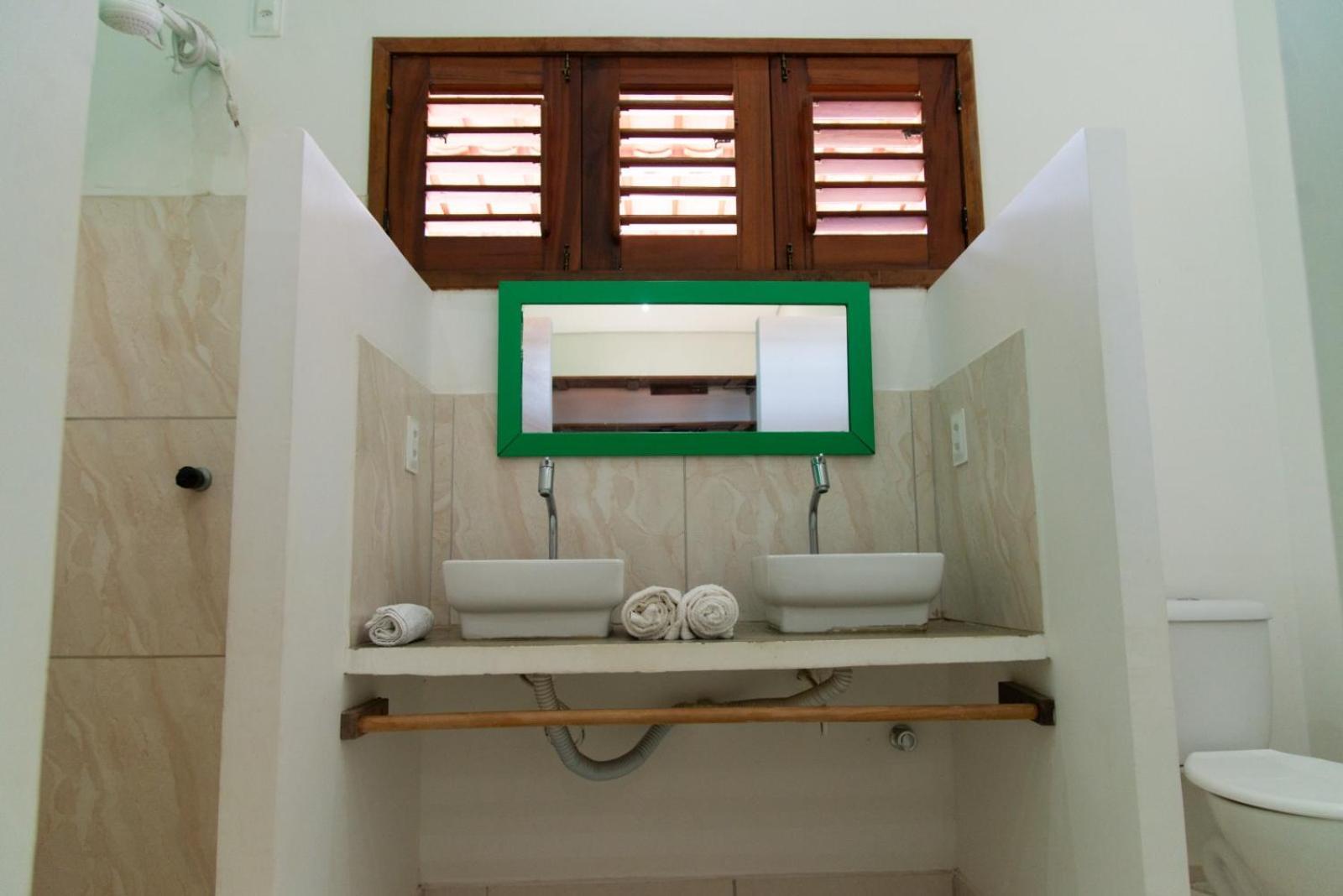 Casa Claudia Hotel Fortim Exterior photo